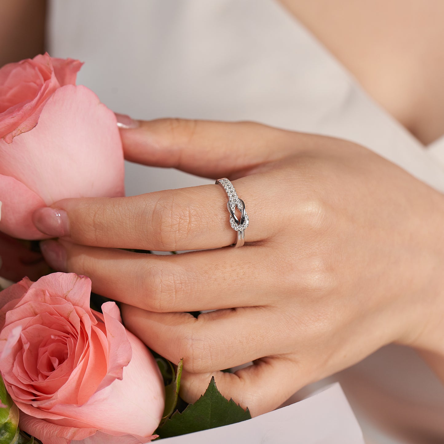 Moissanite Mother and Daughter Rings with Suqare Knot