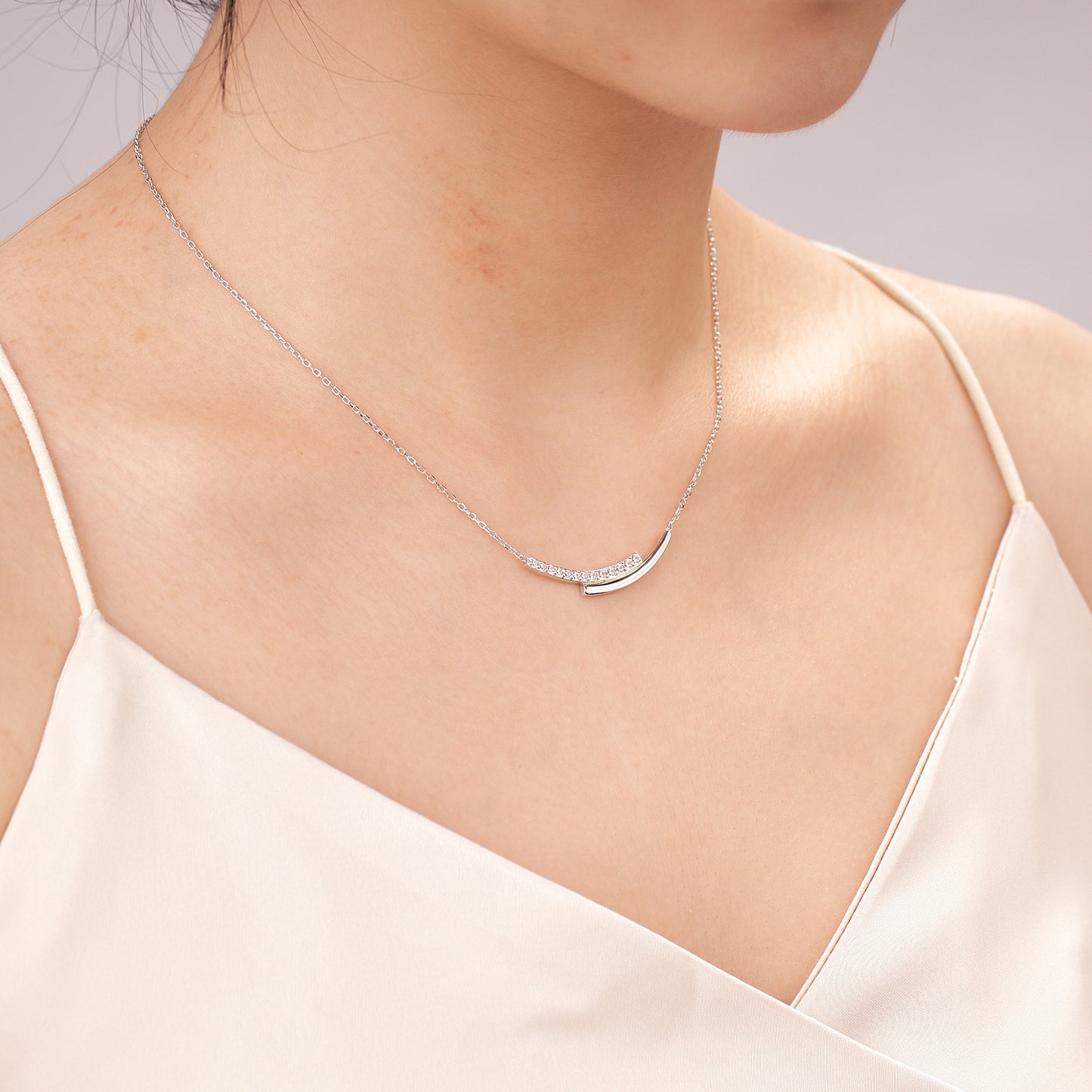 Moissanite Stick Bar Horizontal Pendent Necklace for Women