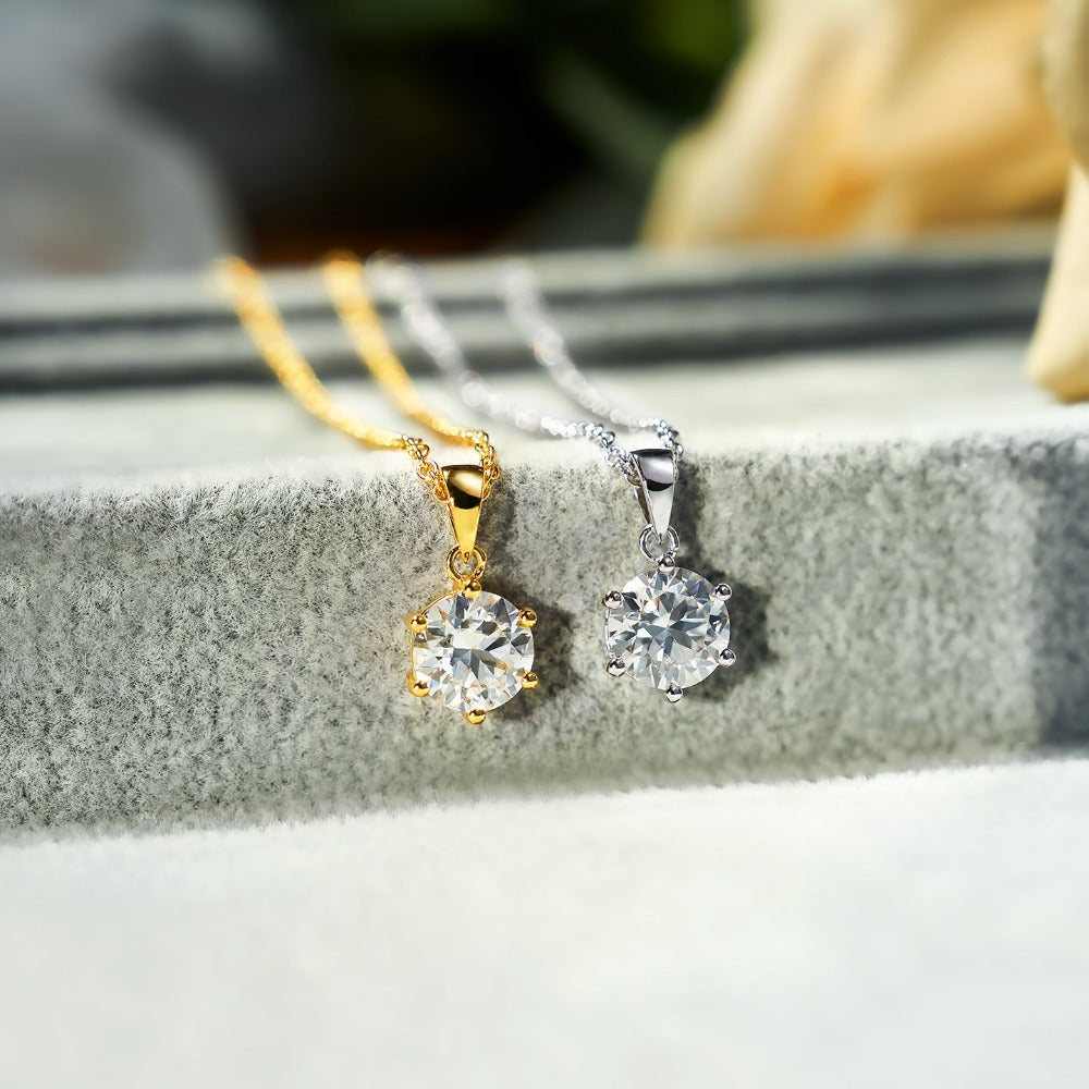 1CT-3CT Moissanite Solitaire Pendant Necklaces for Women